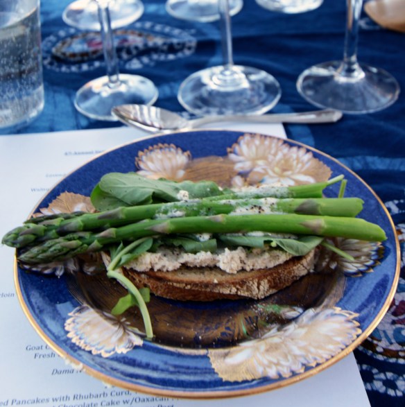 WalnutRicottaBruschetta-sm